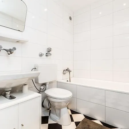 Work & Monheim Apartman Monheim am Rhein